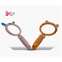 Cartoon Magnifying Glass 